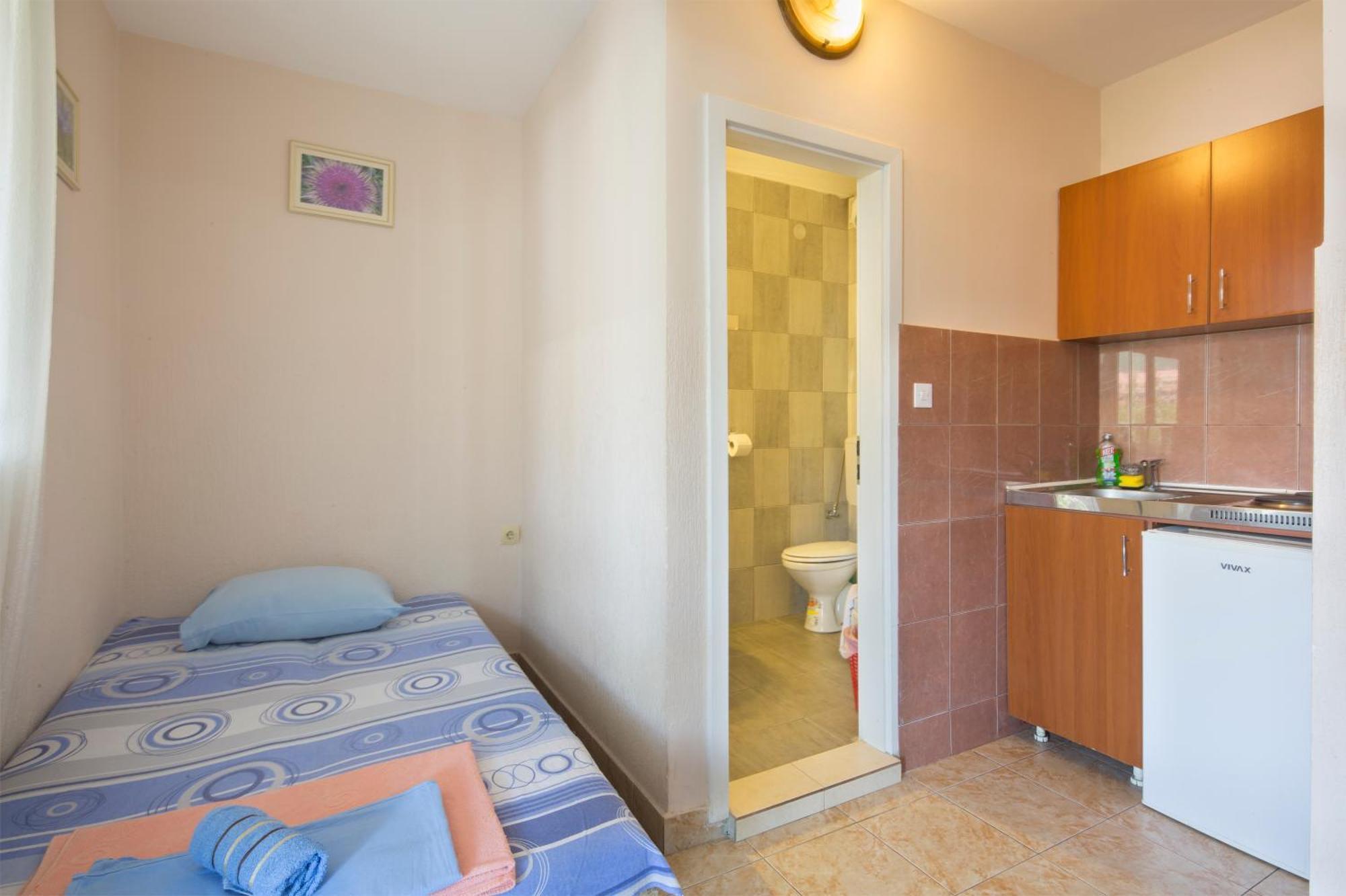 Apartments Antic Budva Bilik gambar