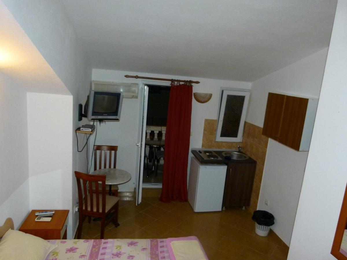 Apartments Antic Budva Luaran gambar