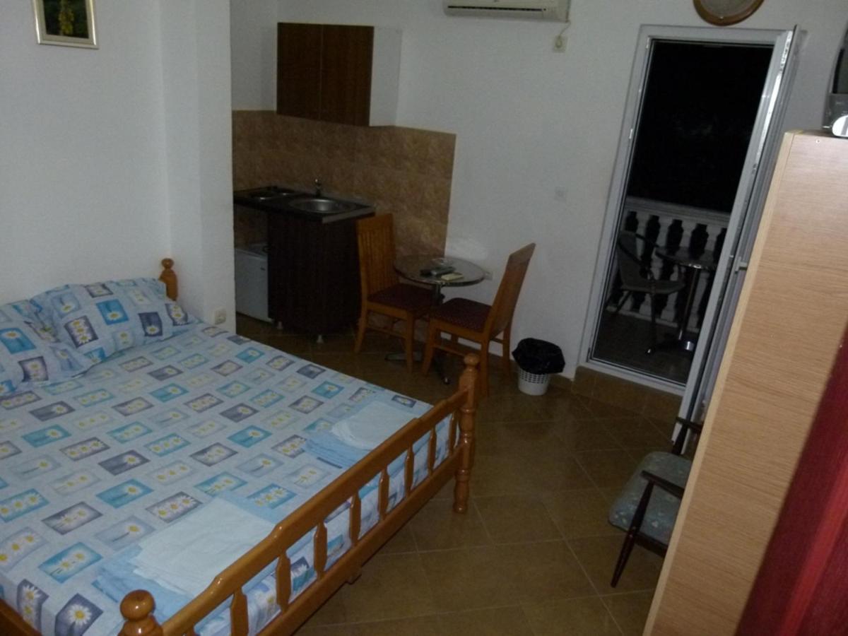 Apartments Antic Budva Luaran gambar